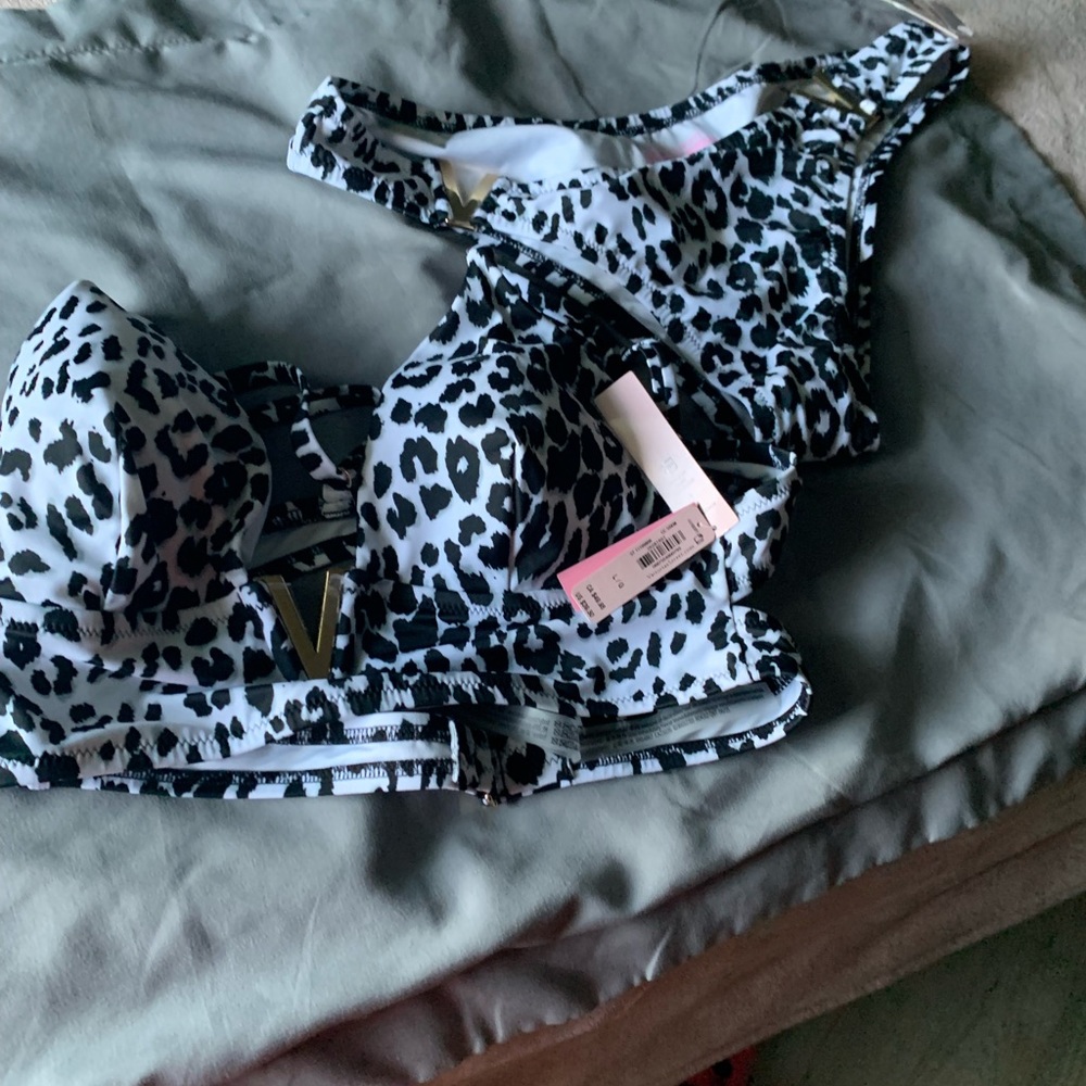Lg top amd LG bottoms